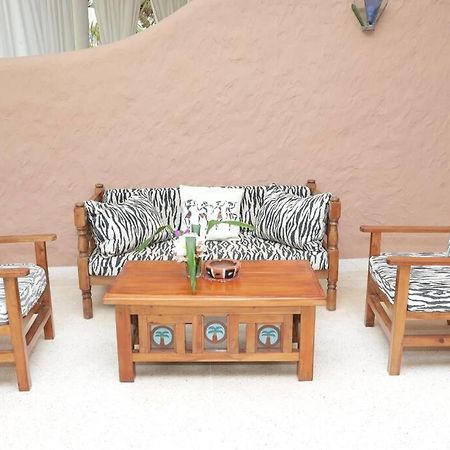 Tembo Beach Cottage Malindi Eksteriør bilde