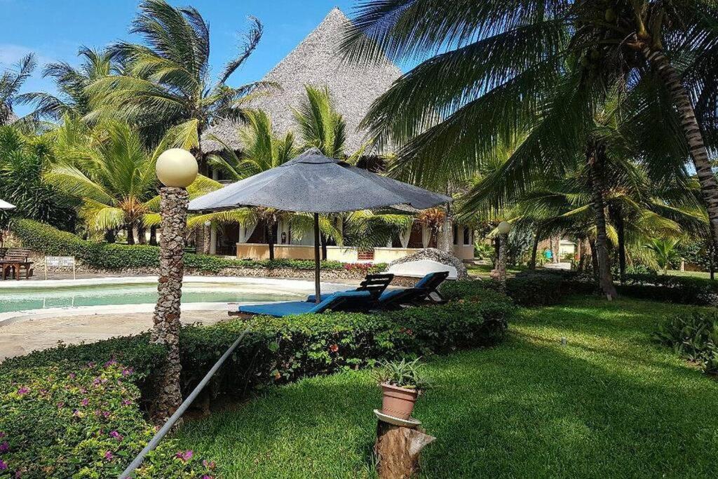 Tembo Beach Cottage Malindi Eksteriør bilde