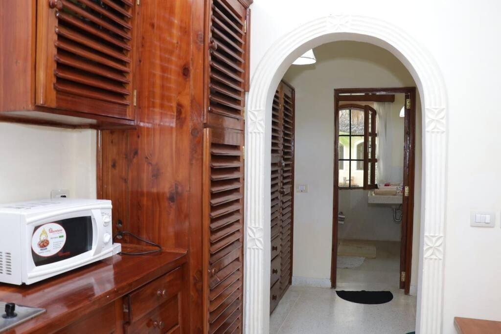 Tembo Beach Cottage Malindi Eksteriør bilde