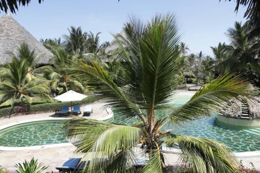 Tembo Beach Cottage Malindi Eksteriør bilde